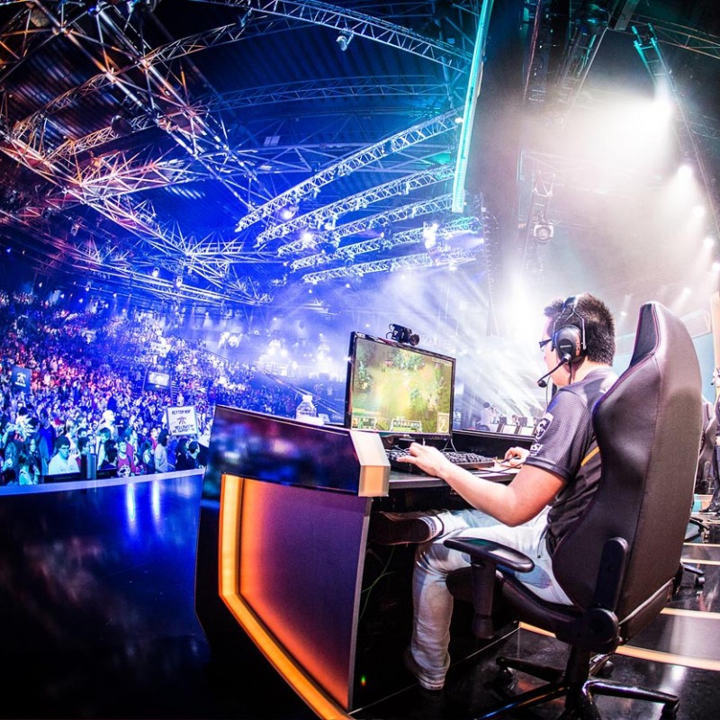 #TonightTonight Entrevista con Claudio Destefano, director del primer Master sobre eSports